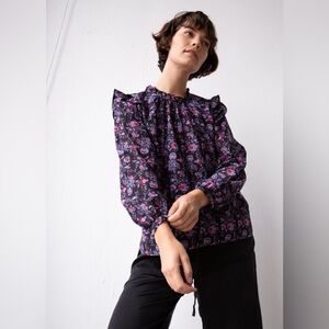 XiRENA Lanie Long Sleeve Blouse in Idyllwild M